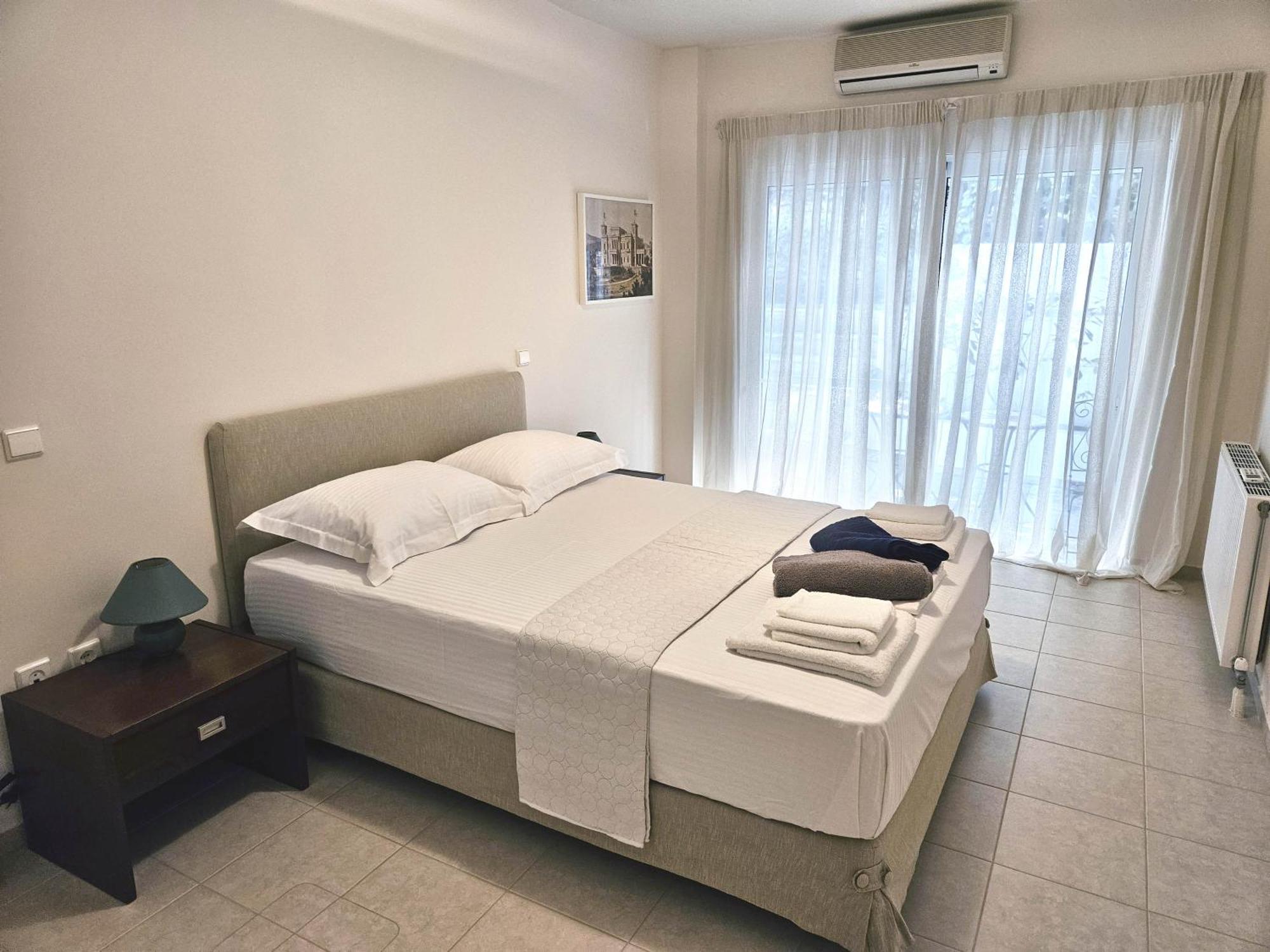 Lagonisi Beach House Kalivia Thorikou Room photo
