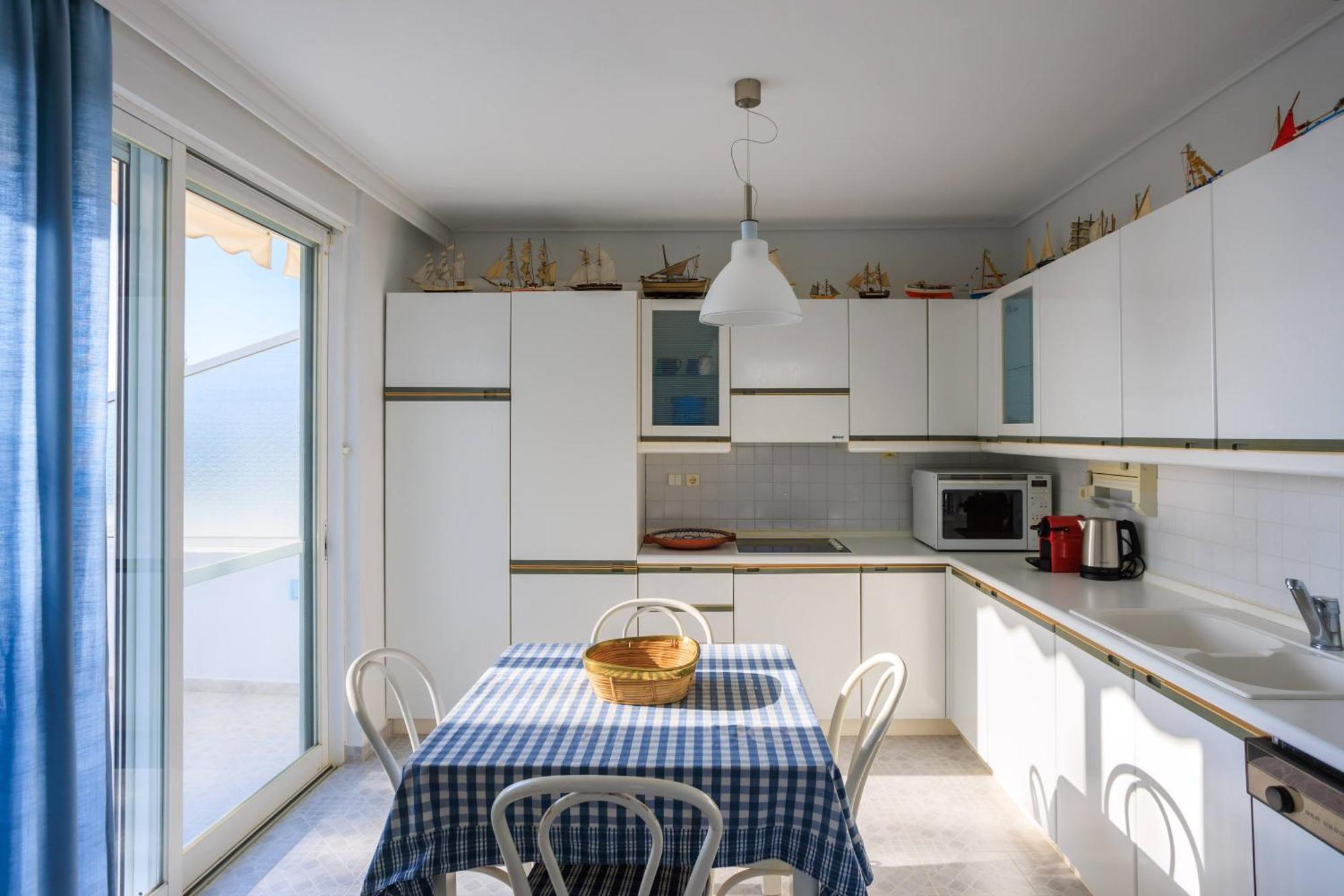 Lagonisi Beach House Kalivia Thorikou Room photo